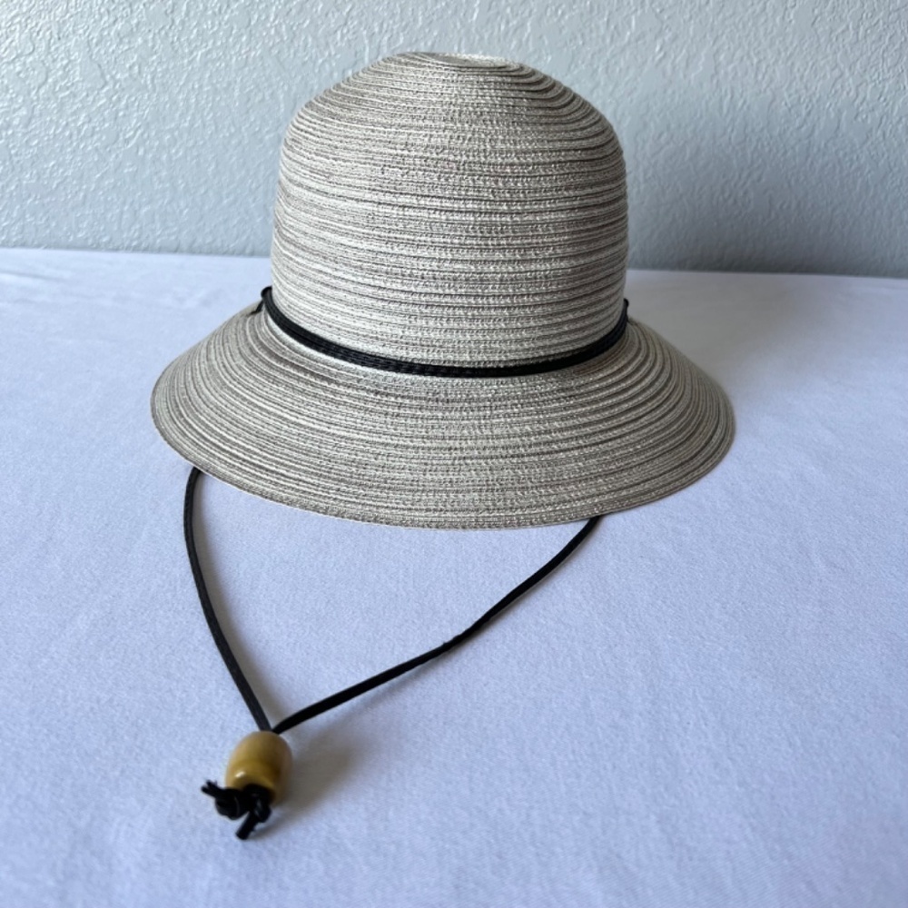 *FIRM PRICE* Scala gray and tan woven hat with leather strap and drawstring inte - Picture 3 of 15